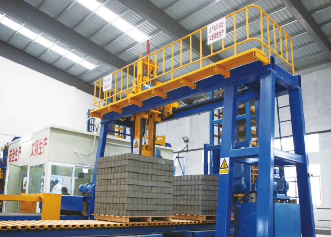 RTQT18 Automatic Block Production Line - REIT Machine Block Making ...