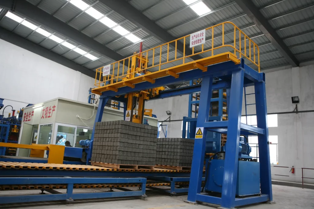 REIT-fully-automatic-concrete-block-brick-making-machine