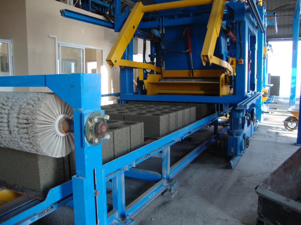  automatic block and brick making machine